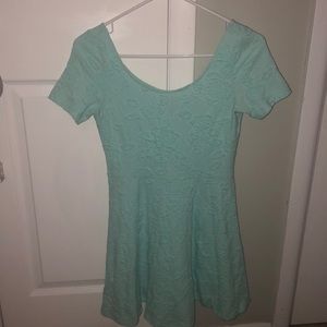 💎mint h&m floral skater dress💎